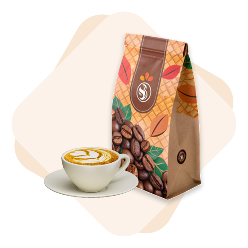 Taza de café de especialidad colombiano preparado en V60 con vista a finca cafetera